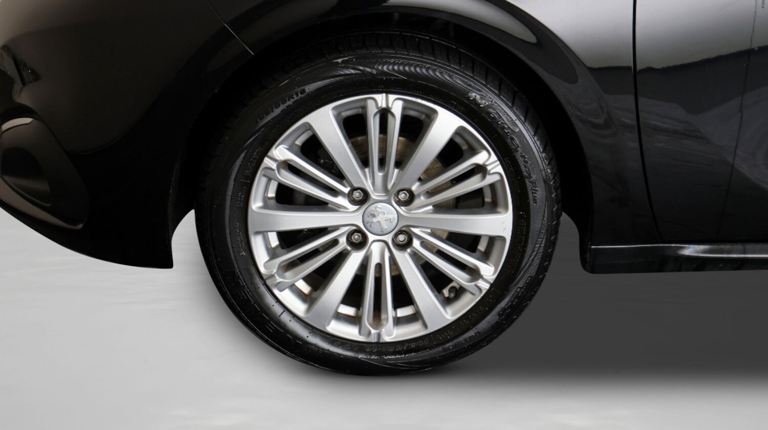 Used Peugeot 208 2018 for sale - 78169106: Photo 17