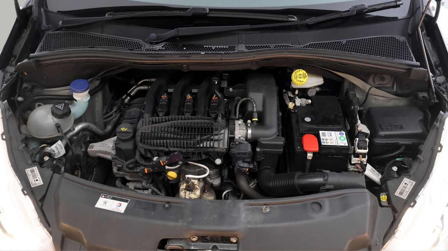 Used Peugeot 208 2018 for sale - 78169106: Photo 18