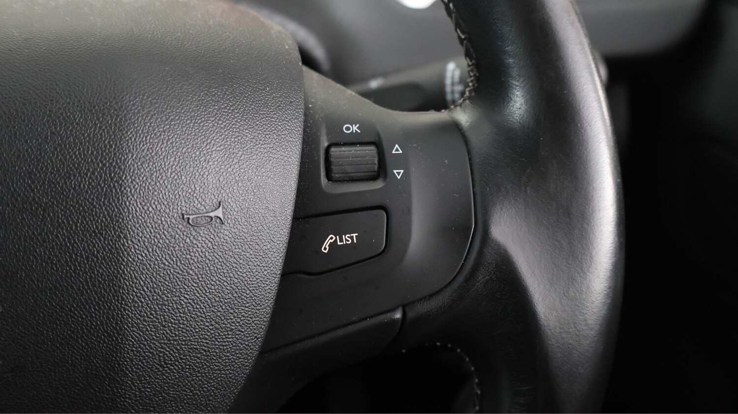 Used Peugeot 208 2018 for sale - 78169106: Photo 22