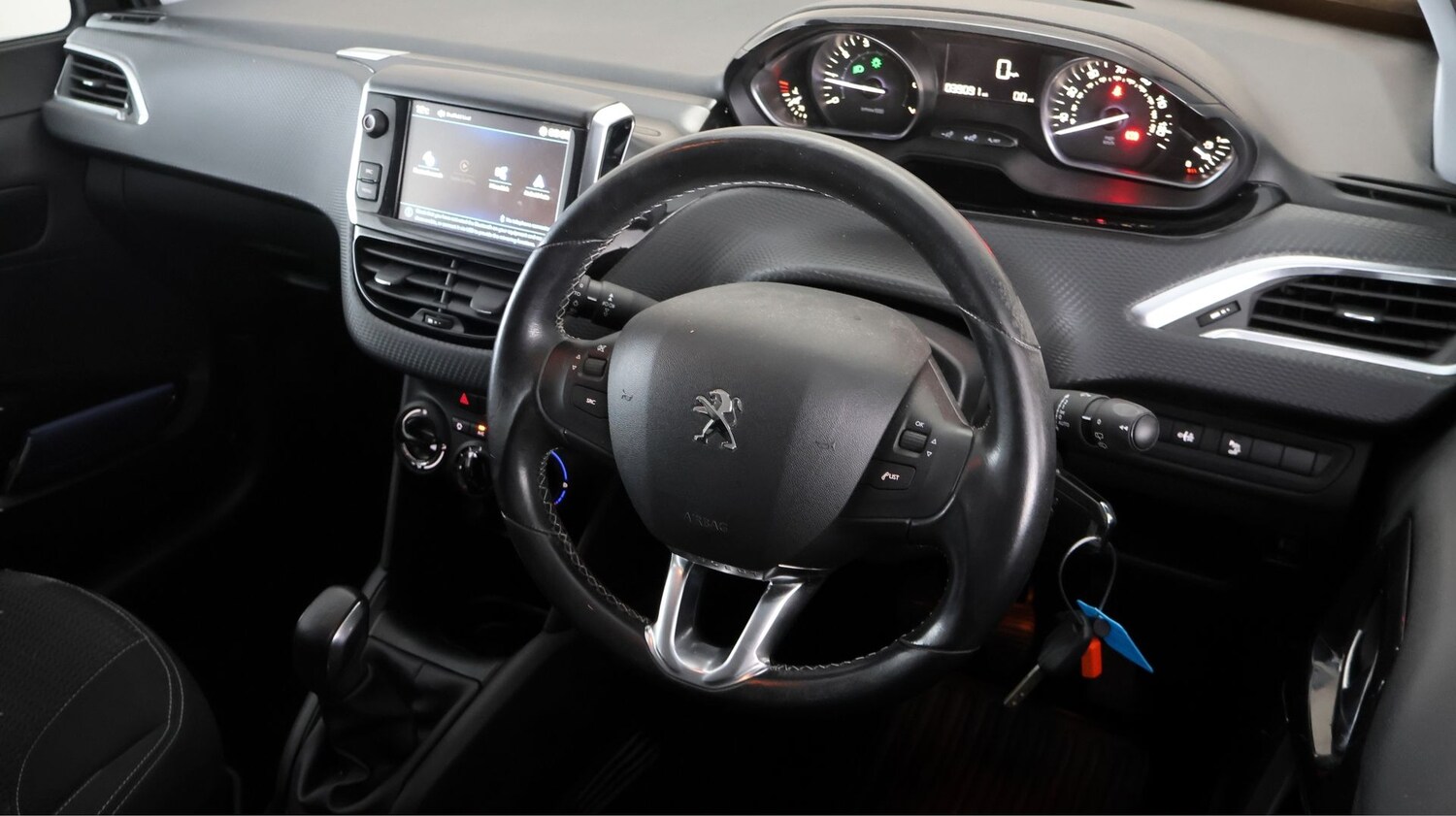 Used Peugeot 208 2018 for sale - 78169106: Photo 9