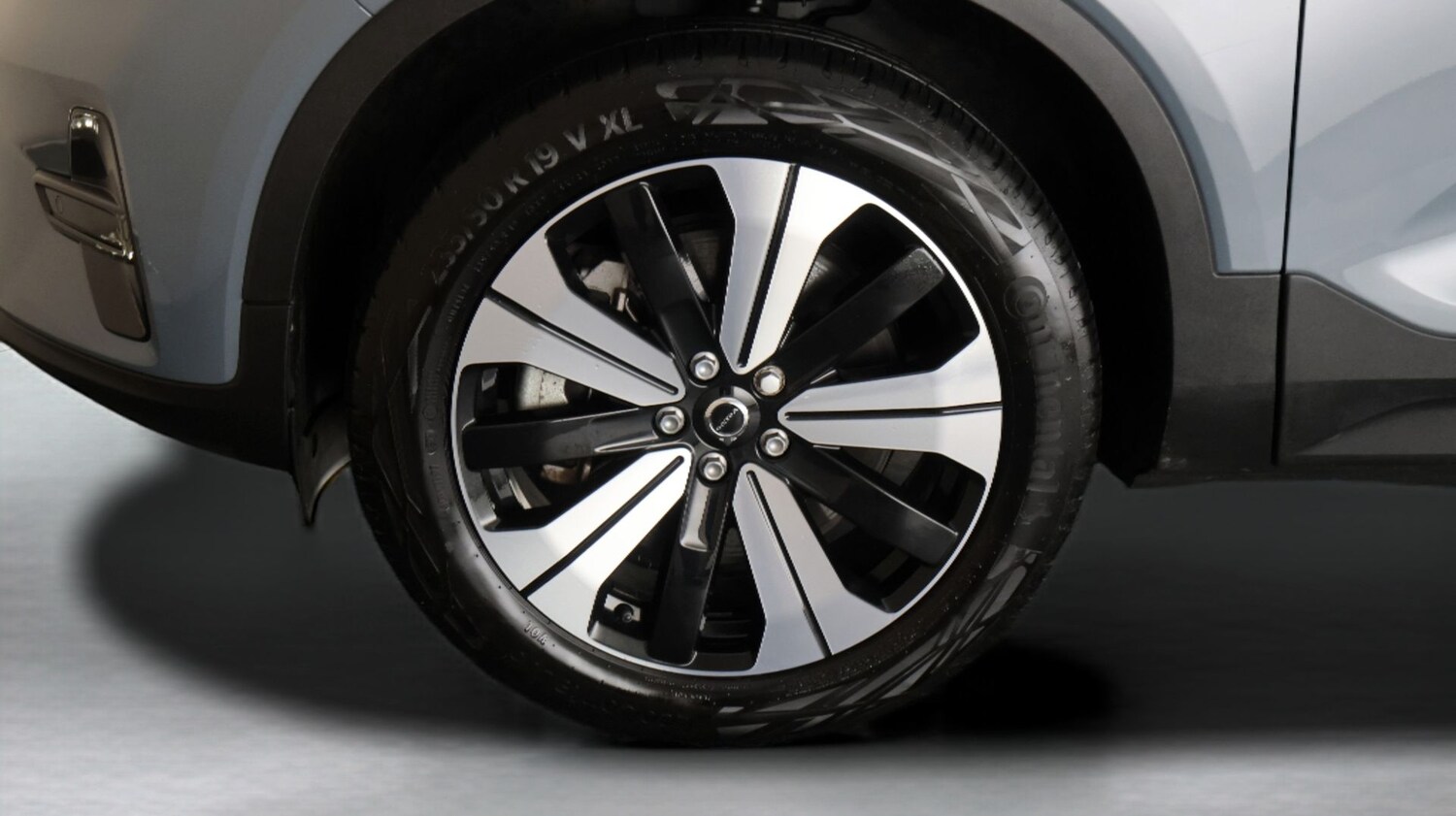 Used Volvo XC40 2023 for sale - 77689471: Photo 18