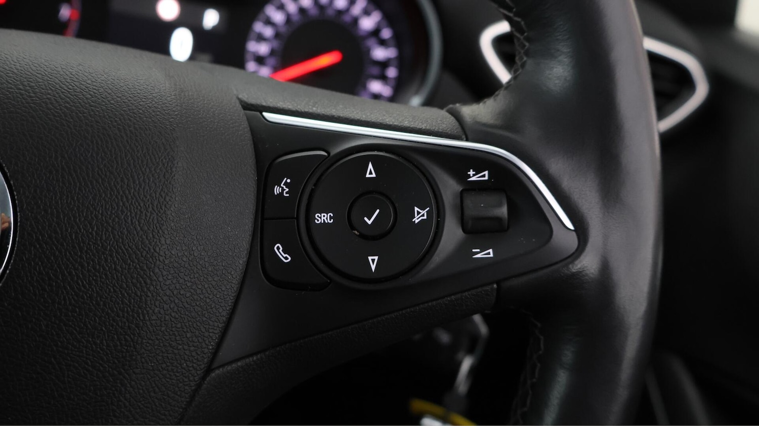 Used Vauxhall Crossland 2022 for sale - 76370859: Photo 23