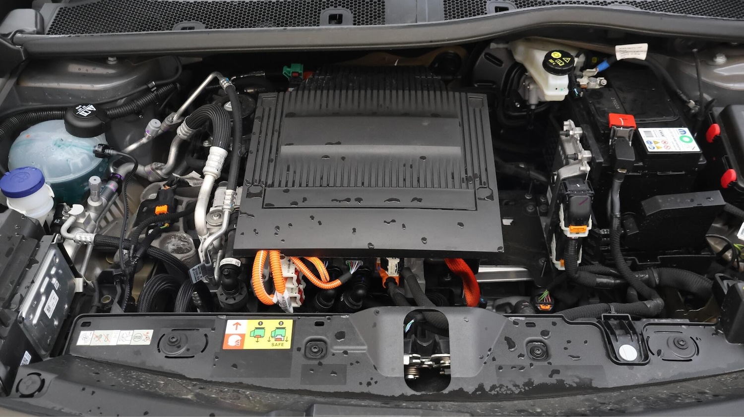 Used Peugeot E-2008 2025 for sale - 76380682: Photo 18