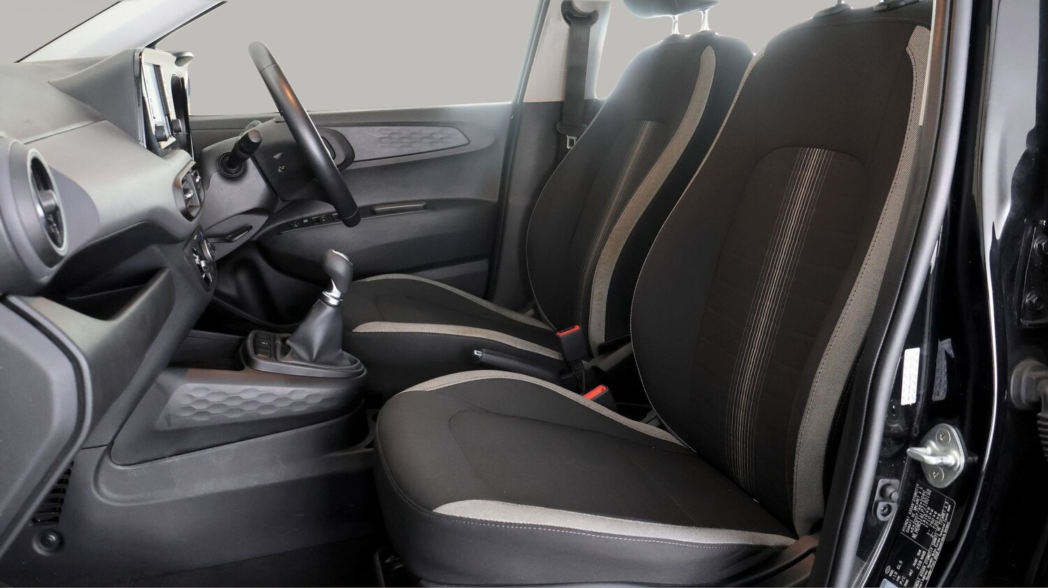 Used Hyundai i10 for sale - 77303393: Photo 13