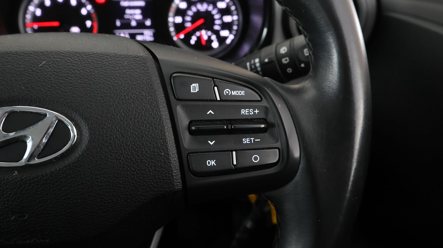 Used Hyundai i10 for sale - 77303393: Photo 23