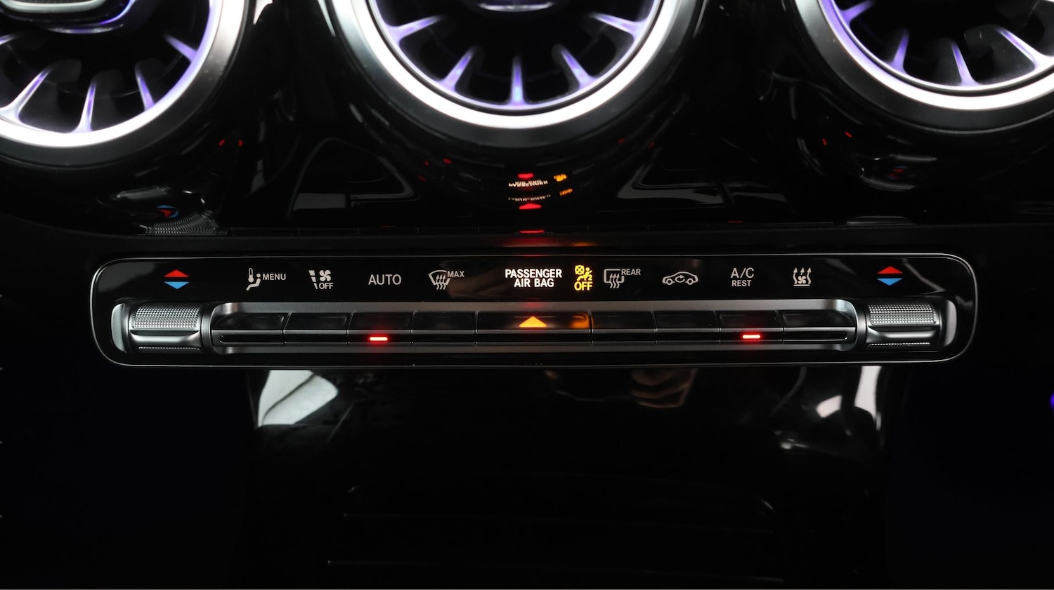 Used Mercedes-Benz CLA 2022 for sale - 77635740: Photo 12