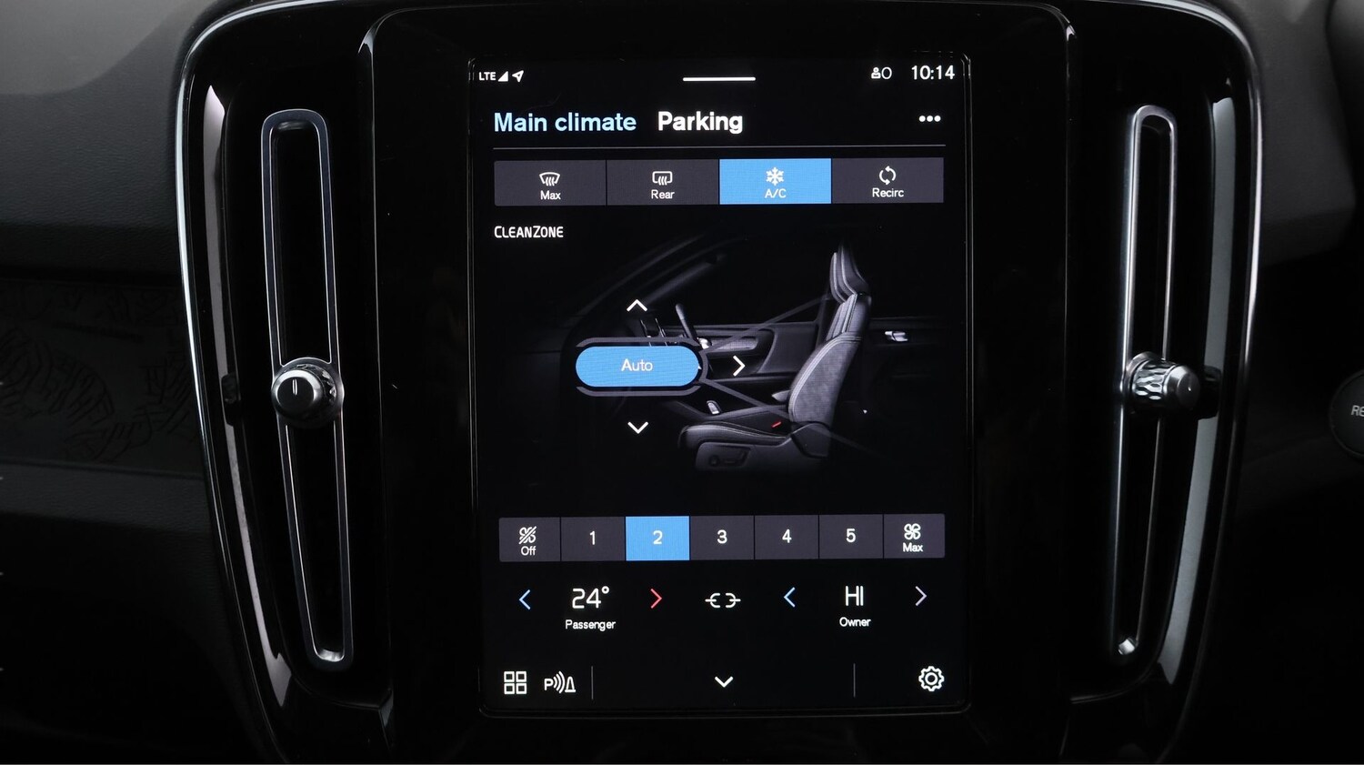 Used Volvo XC40 for sale - 77840067: Photo 11