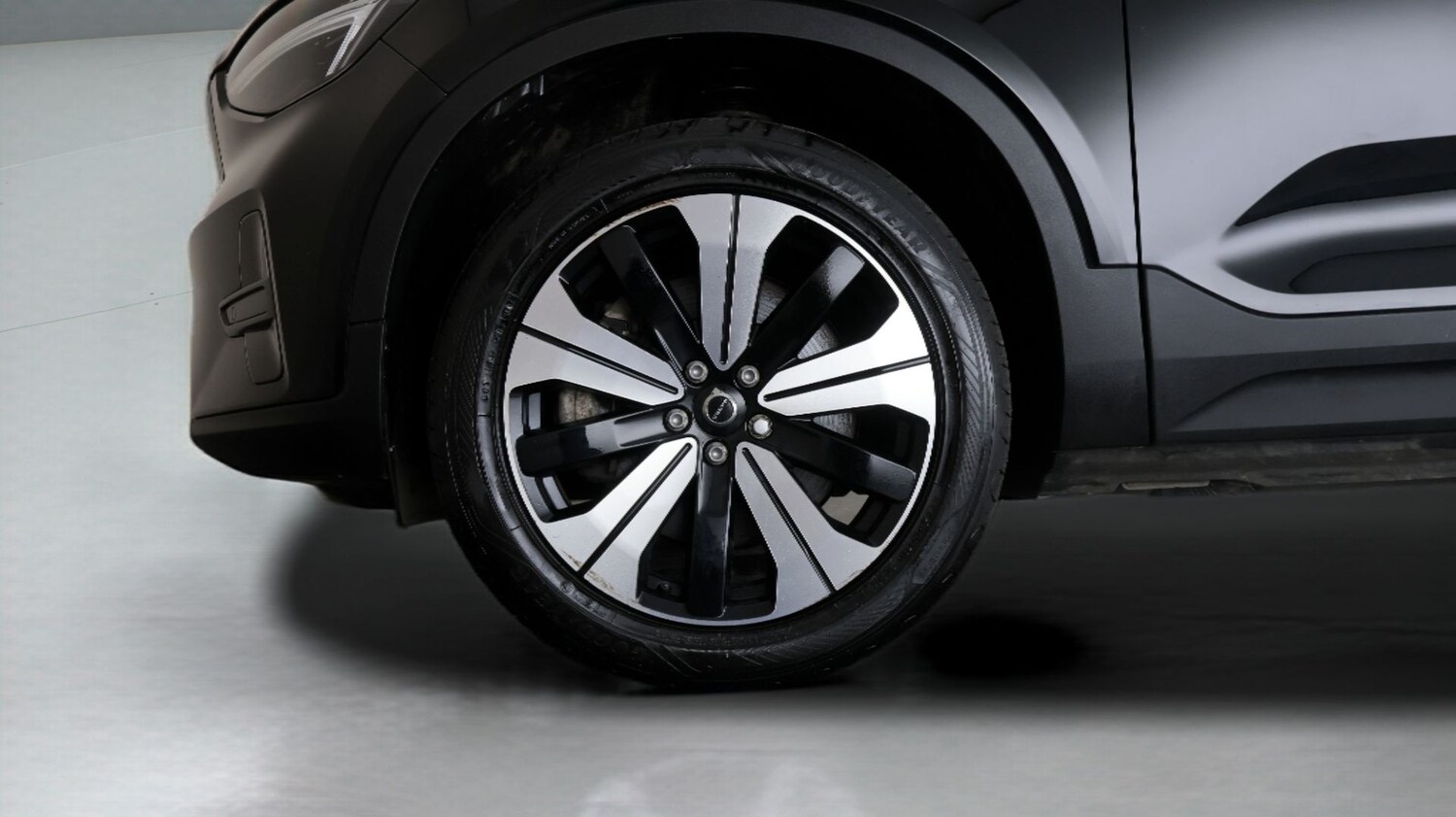 Used Volvo XC40 for sale - 77840067: Photo 17