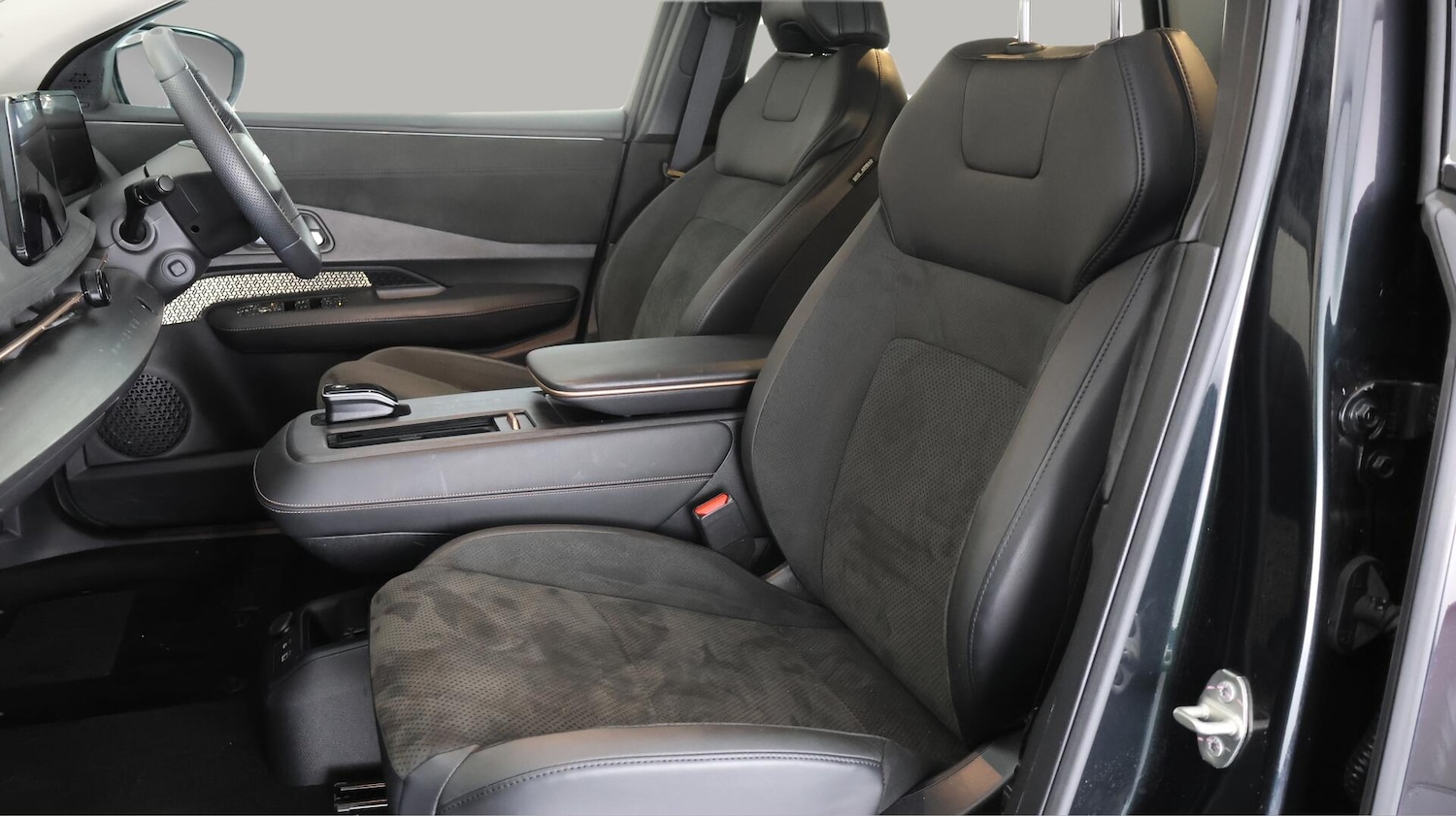 Used Nissan ARIYA 2022 for sale - 76658958: Photo 15