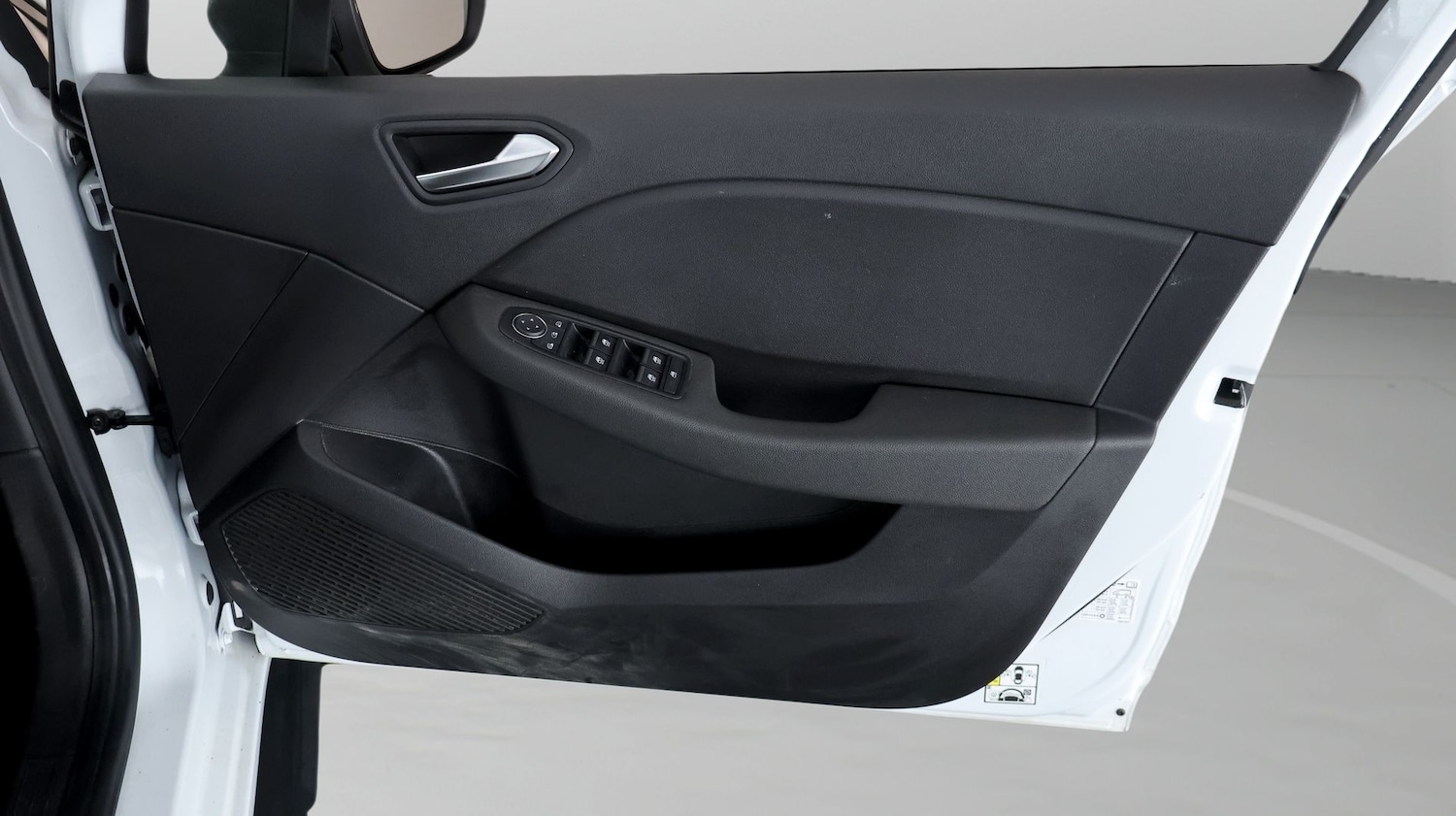 Used Renault Clio 2024 for sale - 77439637: Photo 15