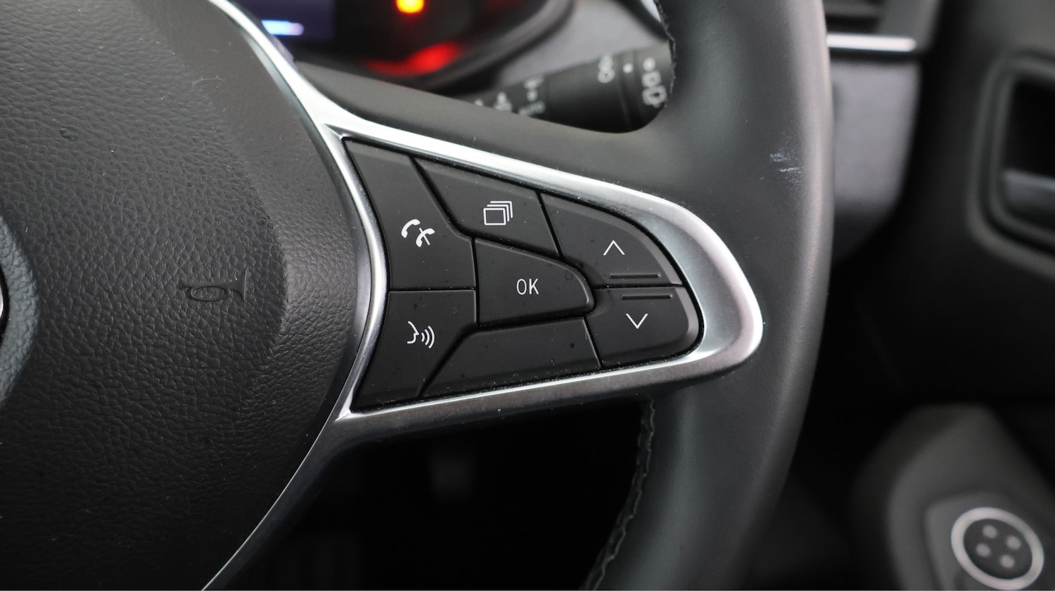 Used Renault Clio 2024 for sale - 77439637: Photo 22