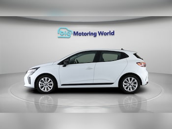 Used Renault Clio 2024 for sale - 77439637: Photo