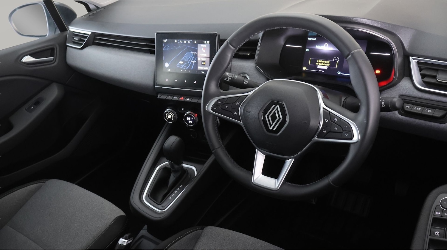 Used Renault Clio 2024 for sale - 77439637: Photo 9