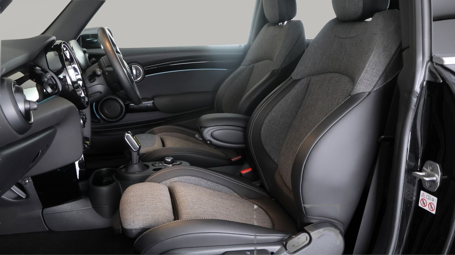 Used MINI Hatch 2022 for sale - 77678546: Photo 14