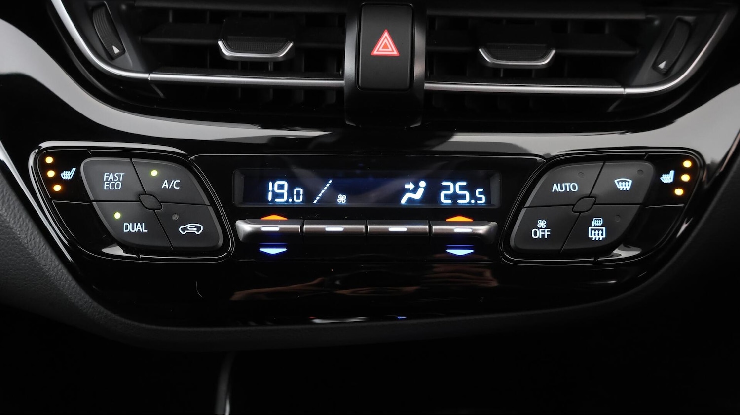 Used Toyota C-HR 2022 for sale - 76388523: Photo 12