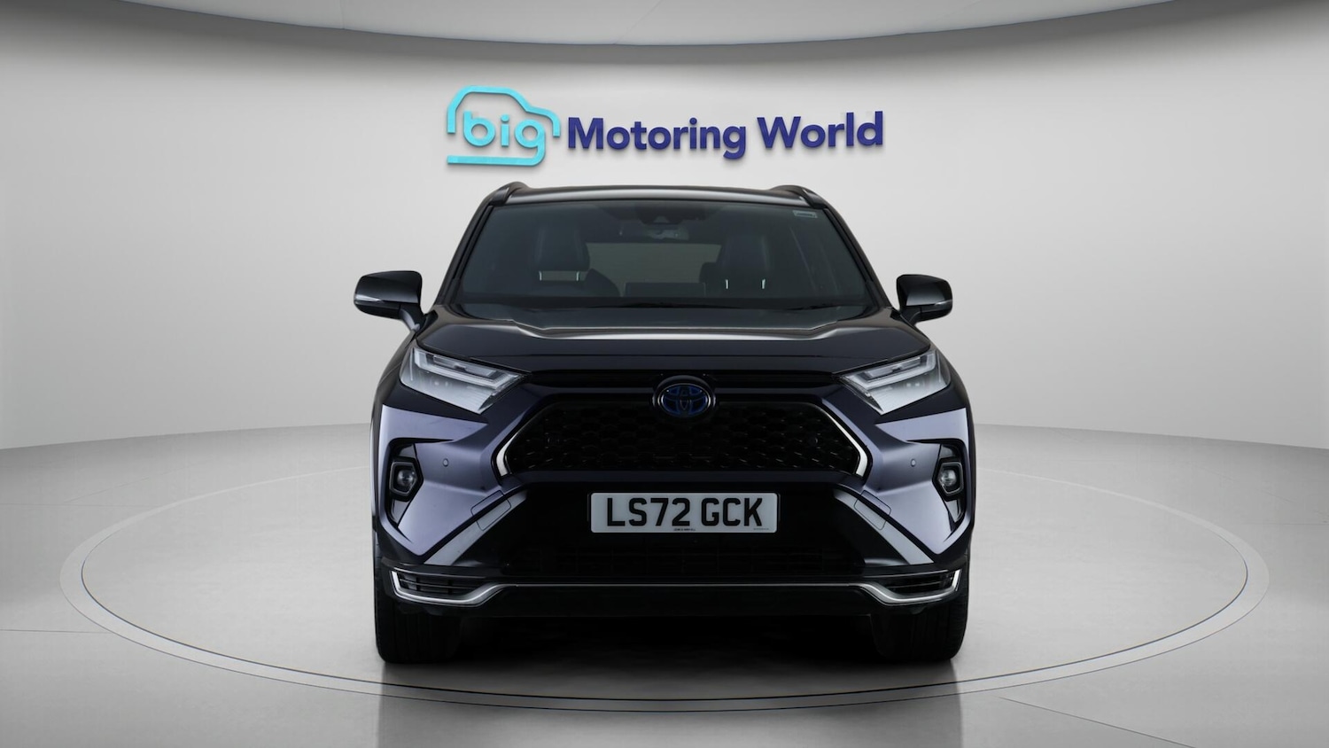 Used Toyota RAV4 2022 for sale - 76561284: Photo 2