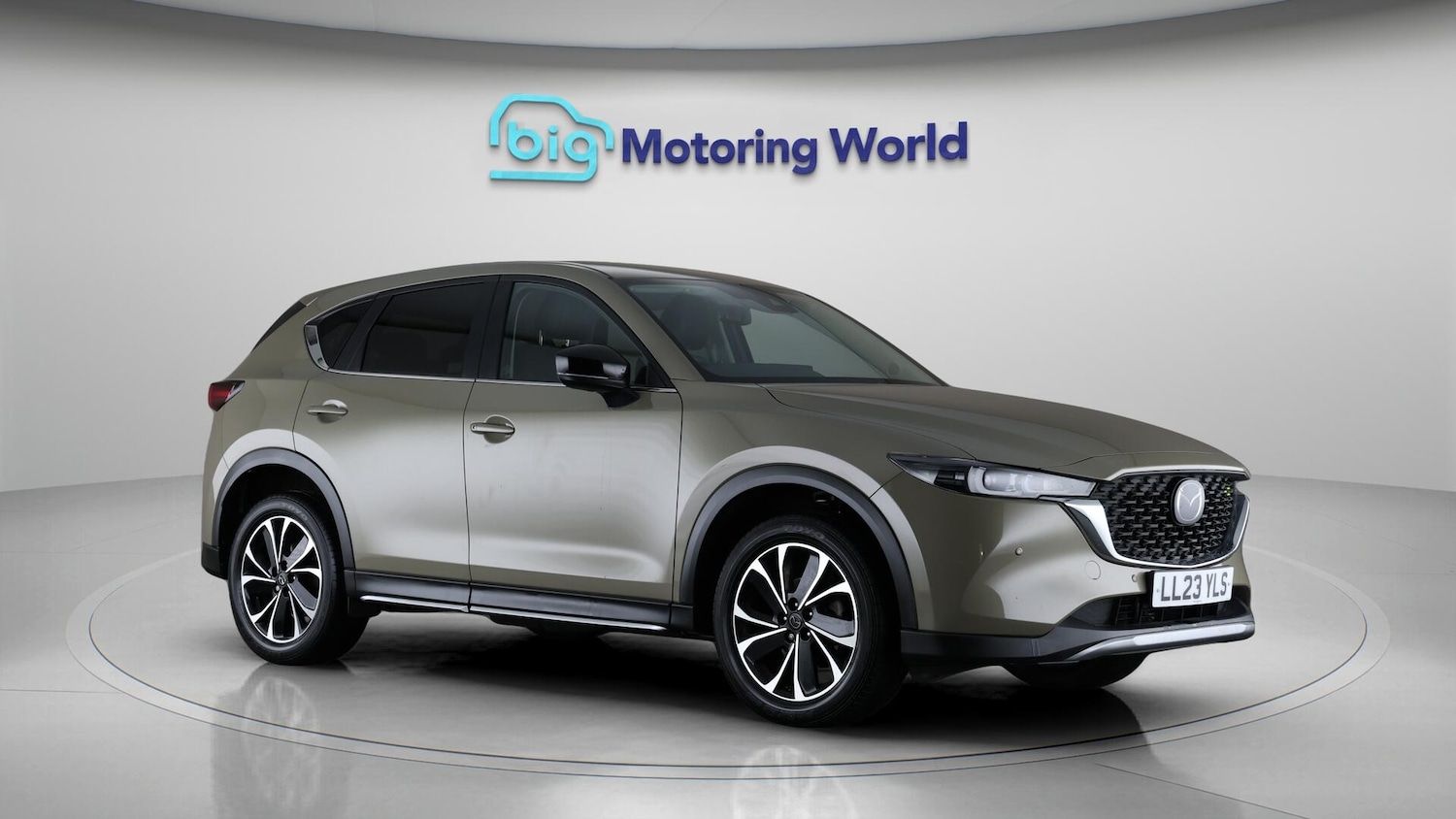 Used Mazda CX-5 2023 for sale - 76099479: Photo 2