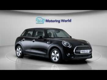 (69) - 1.5 Cooper Classic Hatchback 5dr Petrol Steptronic Euro 6 (s/s) (136 ps)