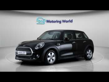 Used MINI Hatch 2019 for sale - 74874740: Photo