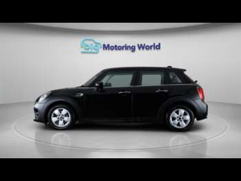 Used MINI Hatch 2019 for sale - 74874740: Photo