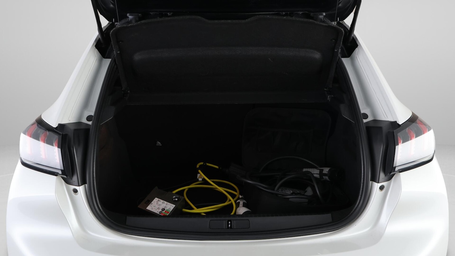 Used Peugeot 208 2020 for sale - 76381273: Photo 17