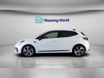 Used Renault Clio 2023 for sale - 77855548: Photo