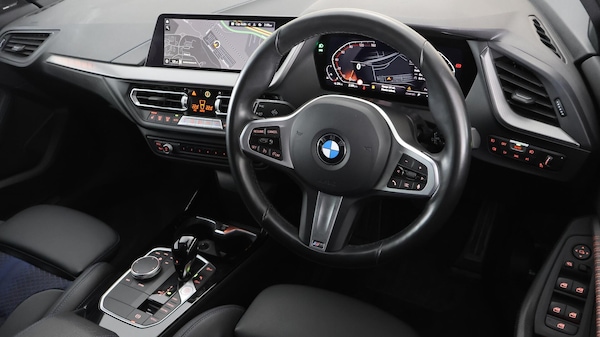 Used BMW 1 Series 2024 for sale - 76226361: Photo 10