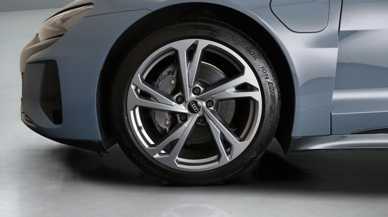 Used Audi e-tron GT 2022 for sale - 77902216: Photo 18