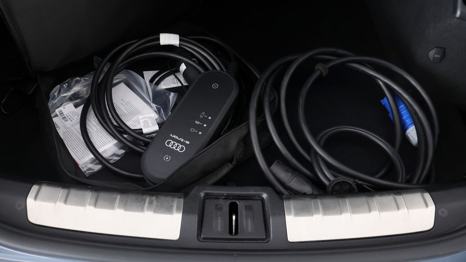 Used Audi e-tron GT 2022 for sale - 77902216: Photo 19