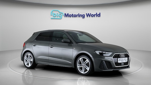 Used Audi A1 2020 for sale - 76042417: Photo 2