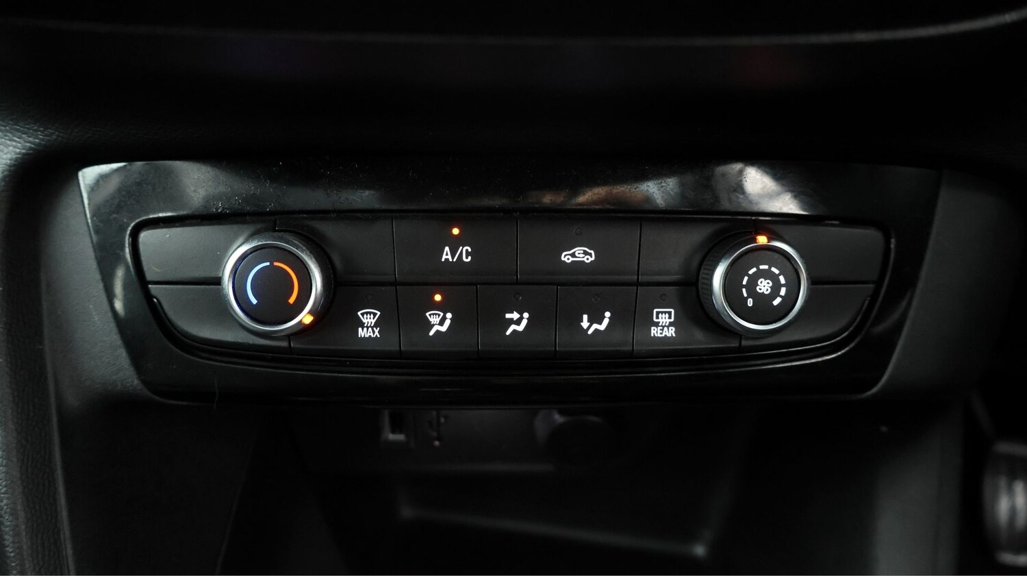 Used Vauxhall Corsa for sale - 77181962: Photo 11