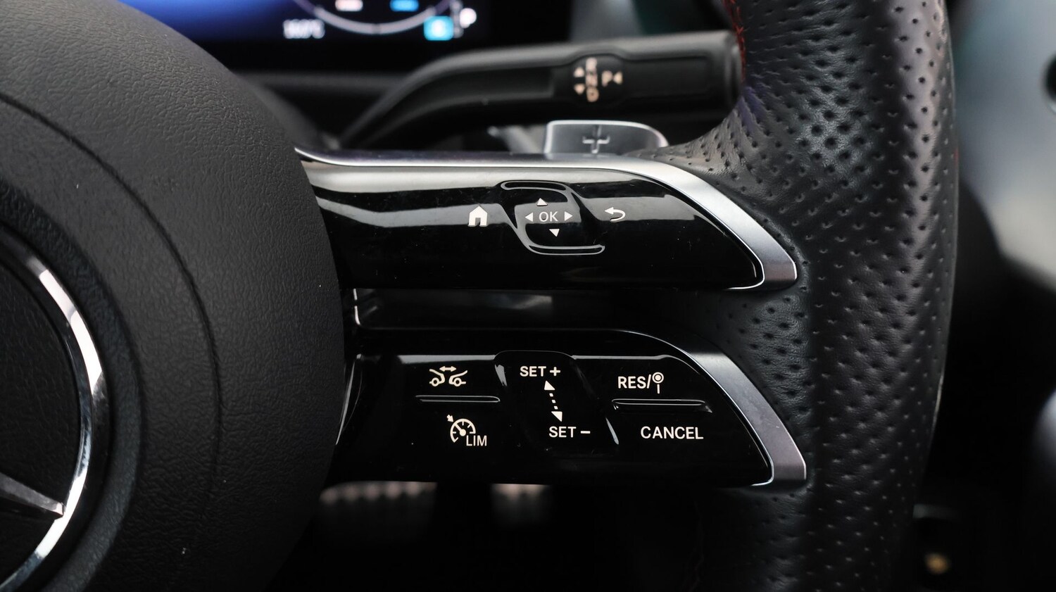 Used Mercedes-Benz CLA for sale - 77343727: Photo 25