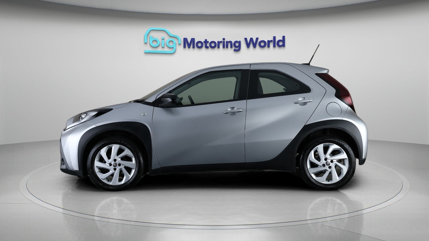 Used Toyota Aygo X for sale - 78054140: Photo 4