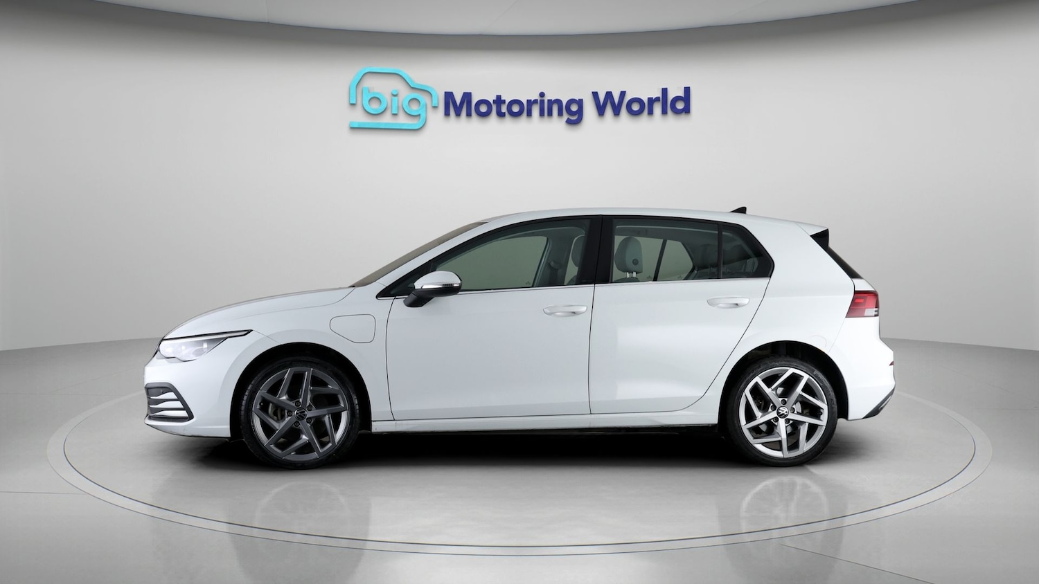 Used Volkswagen Golf 2023 for sale - 77476849: Photo 4