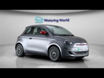 2022 (22) - 70kW Red 24kWh 3dr Auto