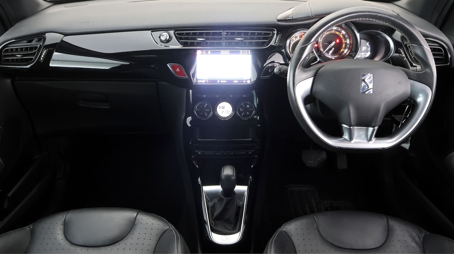 Used DS Automobiles DS 3 2019 for sale - 77945613: Photo 13