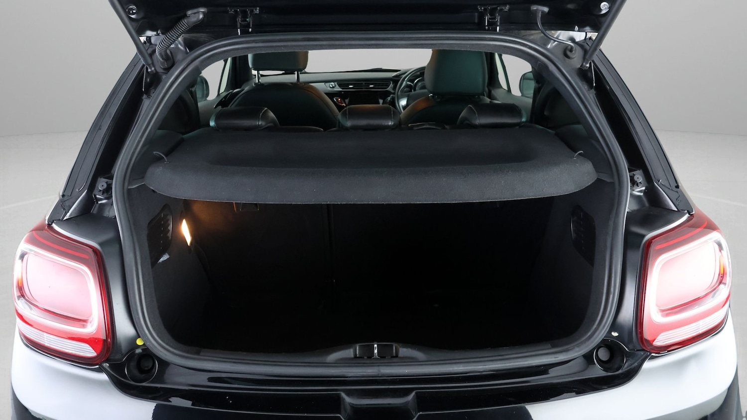 Used DS Automobiles DS 3 2019 for sale - 77945613: Photo 17