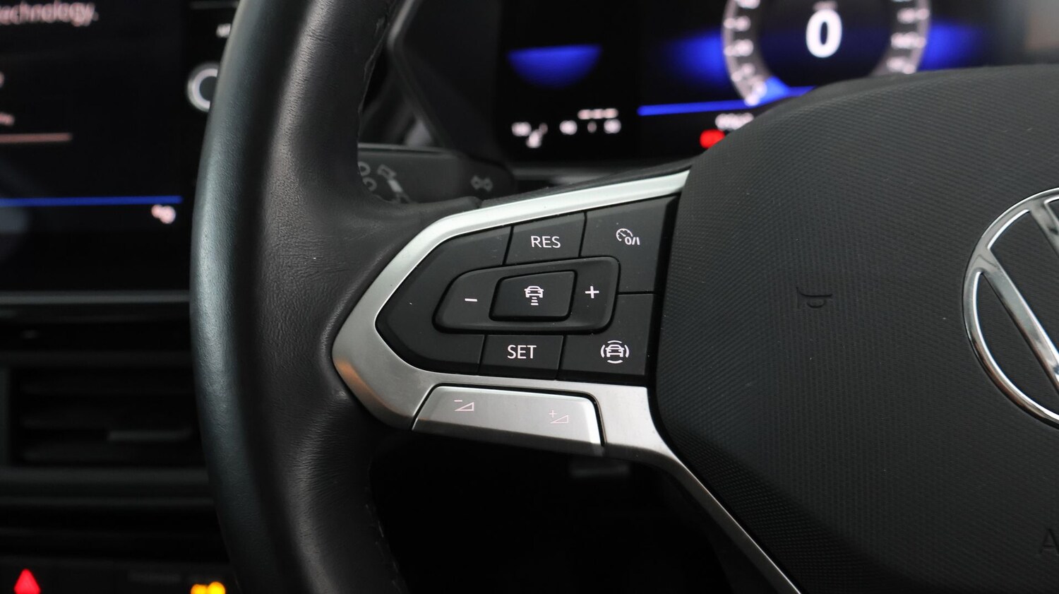 Used Volkswagen T-Cross for sale - 77365510: Photo 21