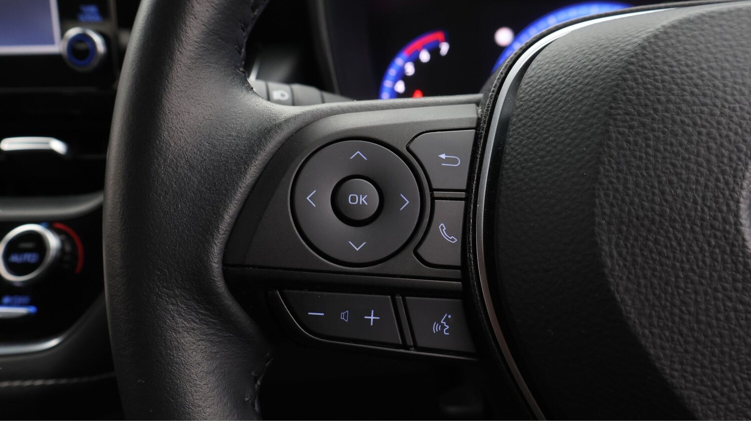 Used Toyota Corolla 2023 for sale - 77610505: Photo 23