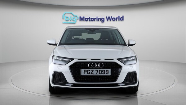 Used Audi A1 2020 for sale - 76136777: Photo 3