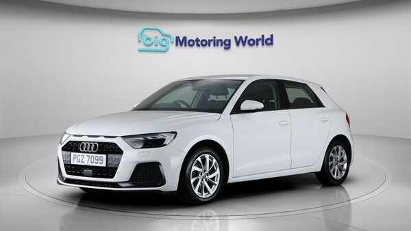 Used Audi A1 2020 for sale - 76136777: Photo 4