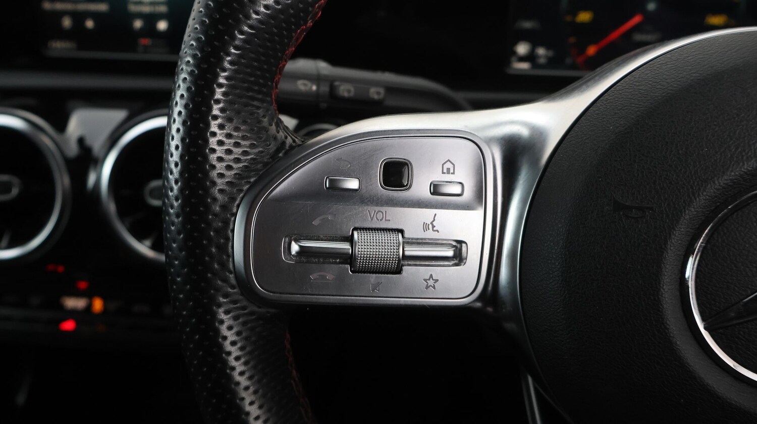 Used Mercedes-Benz A-Class 2020 for sale - 77420833: Photo 25