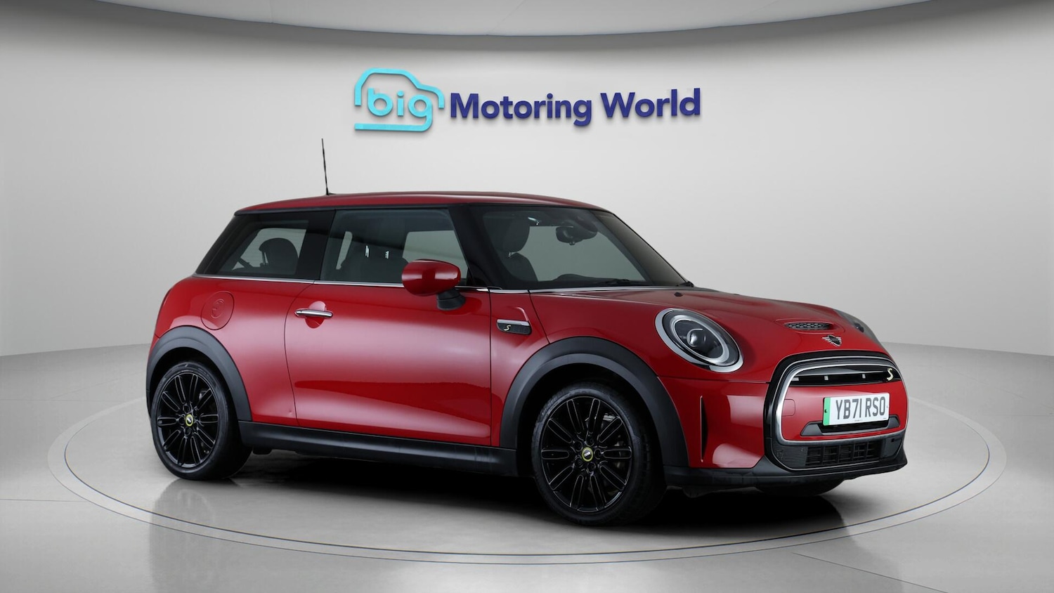 Used MINI Electric Hatch 2022 for sale - 76295352: Photo 2