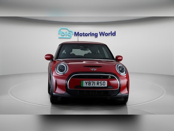 Used MINI Electric Hatch 2022 for sale - 76295352: Photo