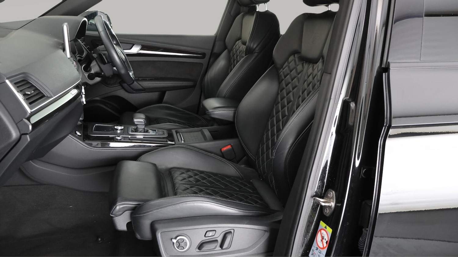 Used Audi Q5 2020 for sale - 76152257: Photo 14