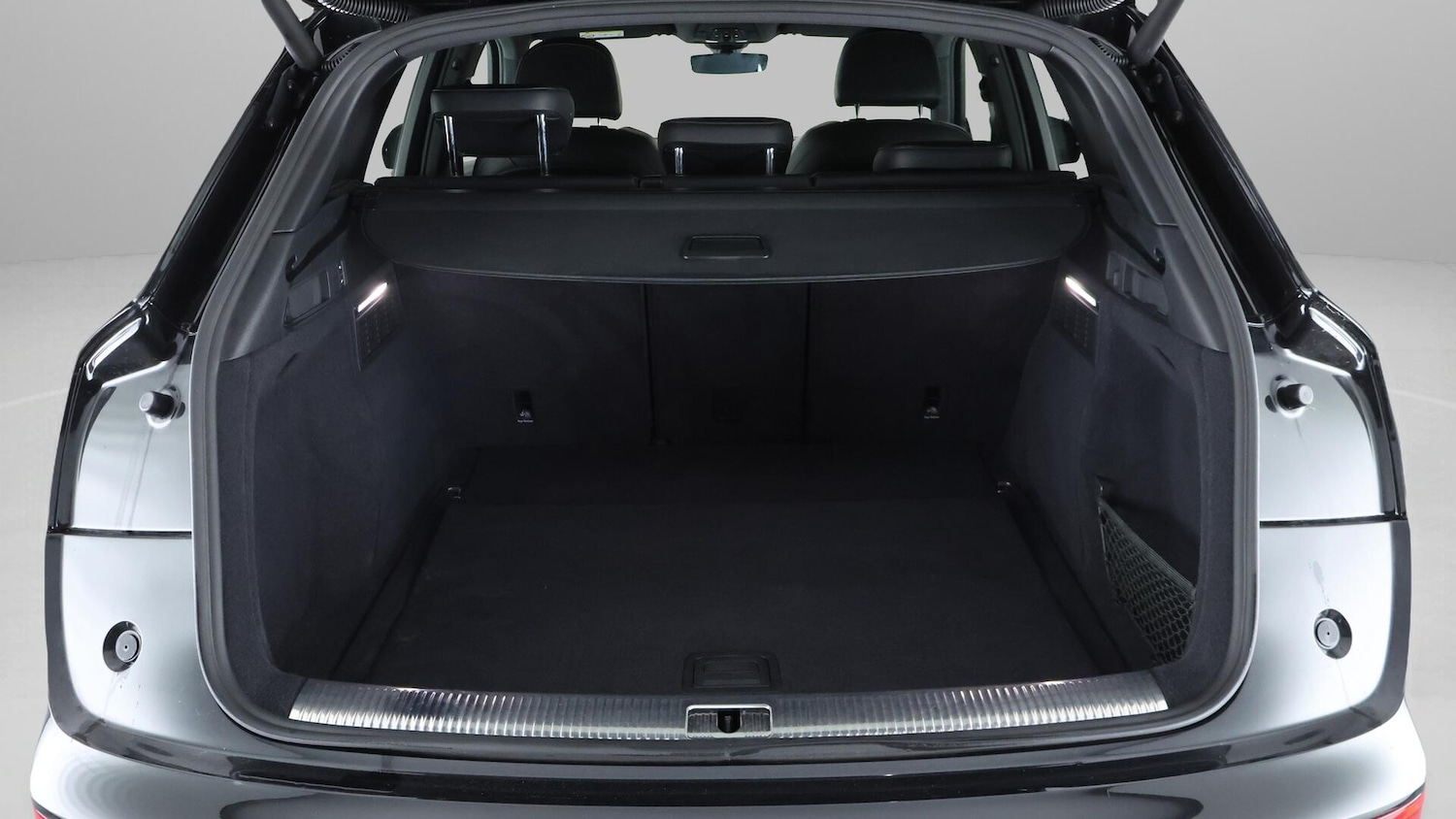 Used Audi Q5 2020 for sale - 76152257: Photo 17