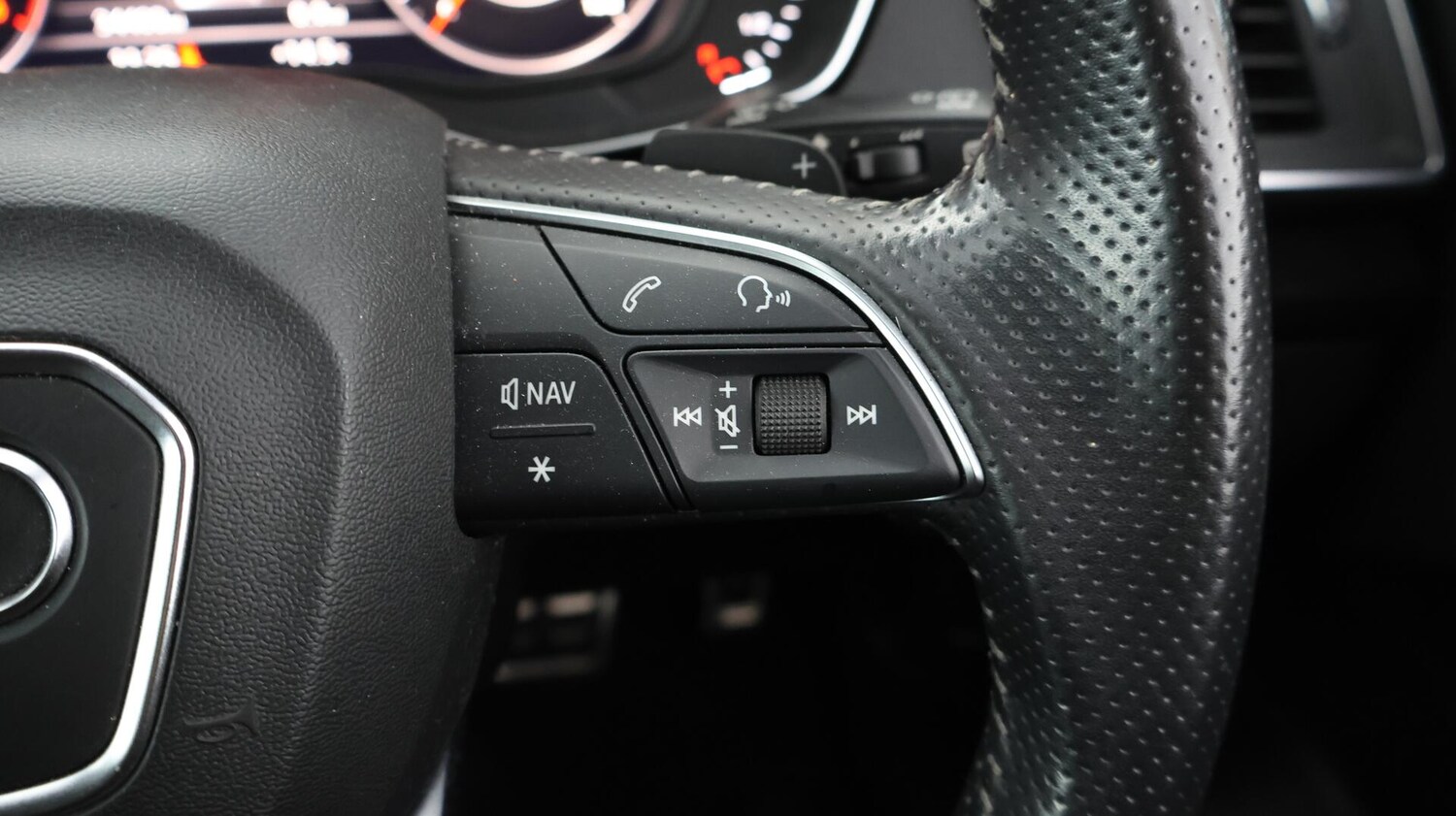 Used Audi Q5 2020 for sale - 76152257: Photo 25