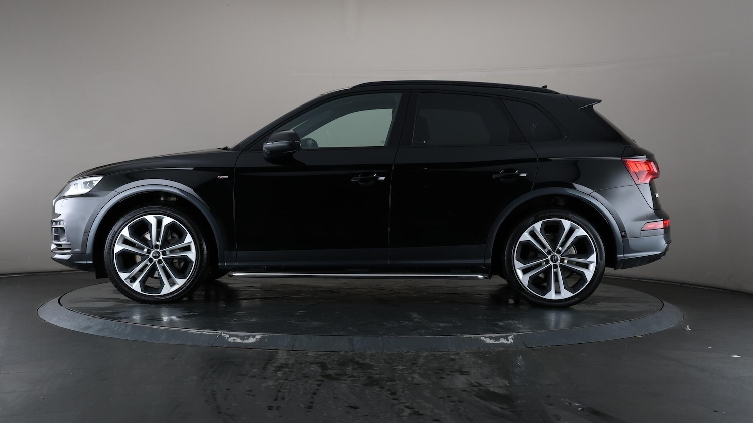 Used Audi Q5 2020 for sale - 76152257: Photo 39