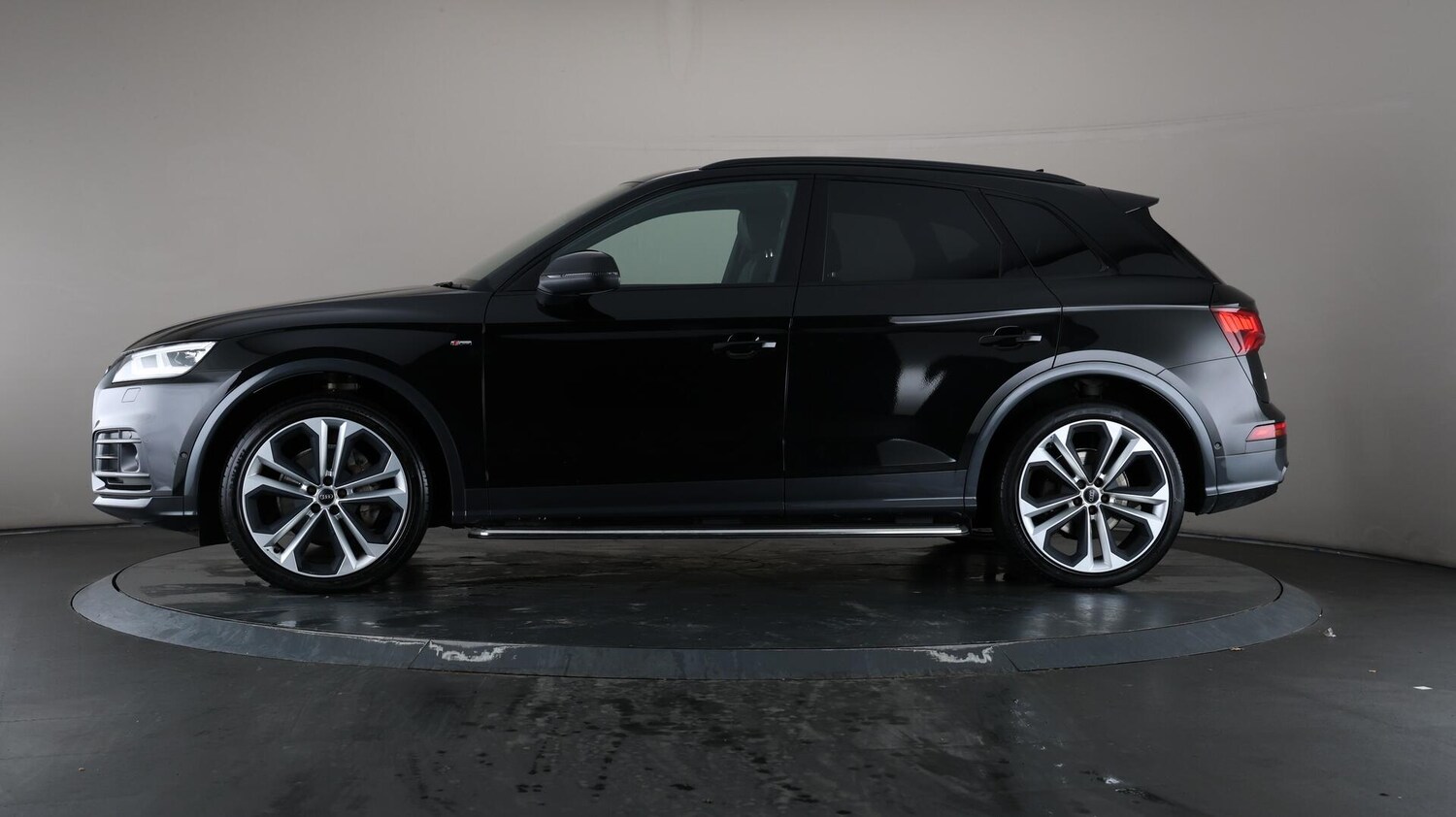 Used Audi Q5 2020 for sale - 76152257: Photo 40