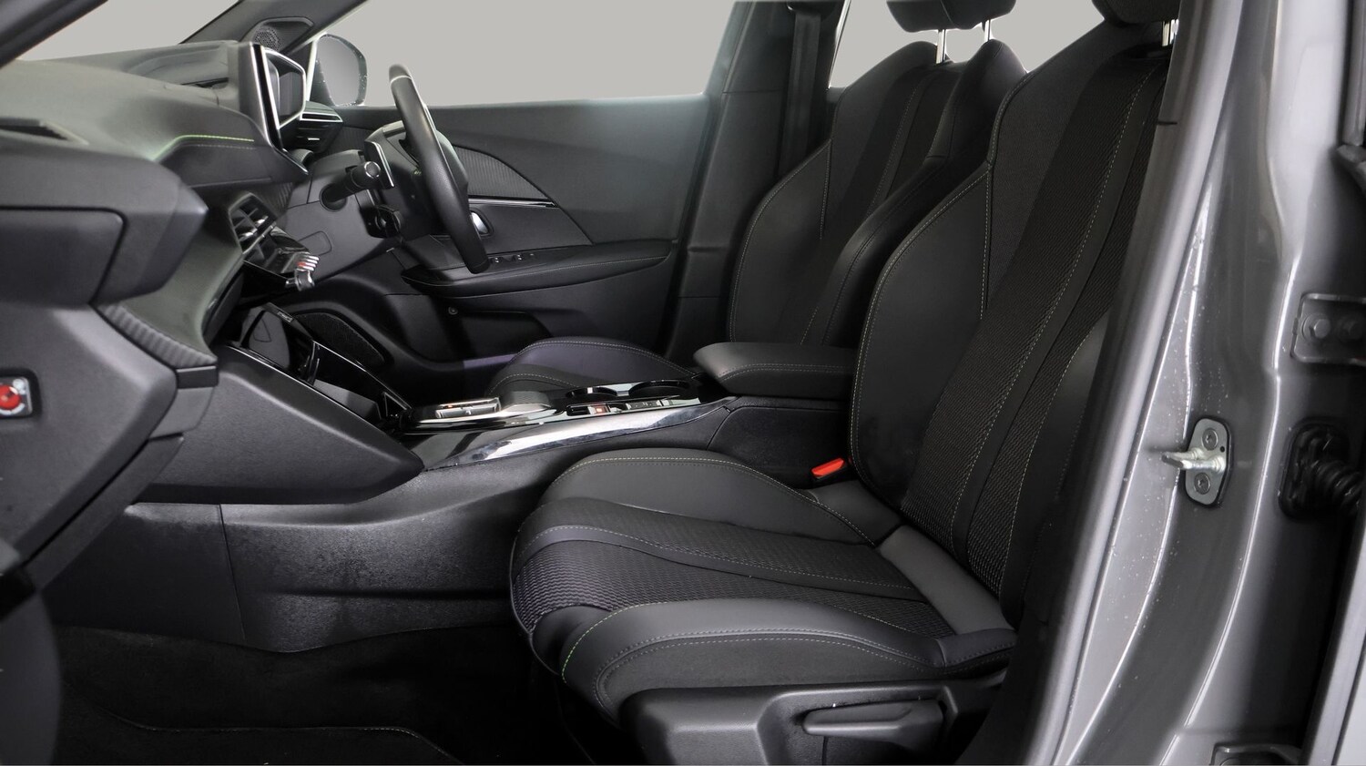 Used Peugeot 2008 2024 for sale - 78027003: Photo 13